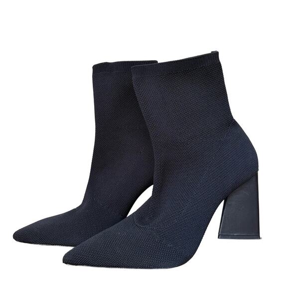 Schutz Black Knit Ankle Booties - Size 8B (Leather Sole) USA - Picture 3 of 7